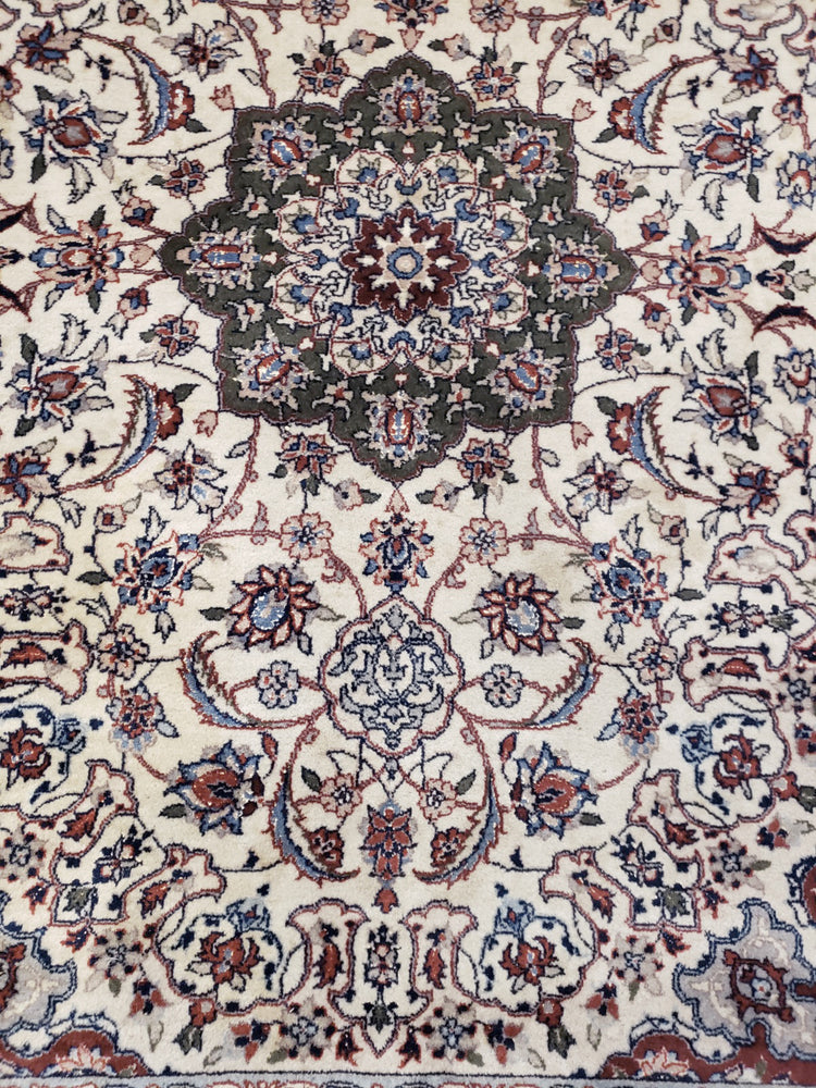 irj1137 - Vintage Oriental, Handknotted Wool Rug, (4' x 6') | OAKRugs by Chelsea high end wool rugs, good quality rugs, vintage and antique, handknotted area rugs