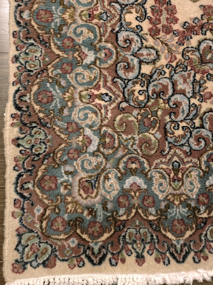 irj1160 - Vintage Oriental, Handknotted Wool Rug, (6' x 9') | OAKRugs by Chelsea high end wool rugs, good quality rugs, vintage and antique, handknotted area rugs