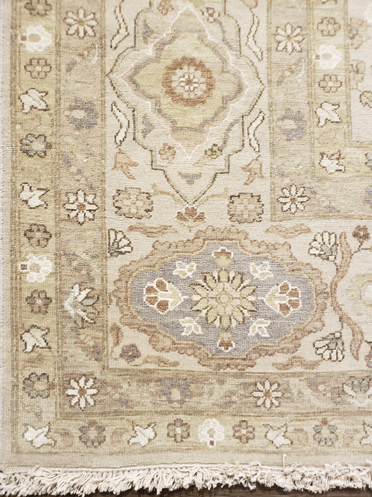 n6131 - Transitional Tabriz Rug (Wool and Silk) - 10' x 14' | OAKRugs by Chelsea high end wool rugs, hand knotted wool area rugs, quality wool rugs